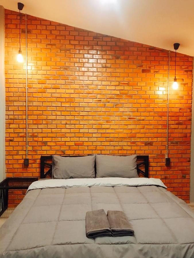 呵叻 Bed Box酒店 外观 照片