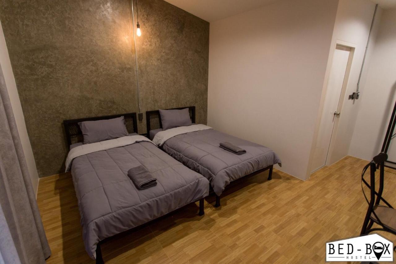 呵叻 Bed Box酒店 外观 照片