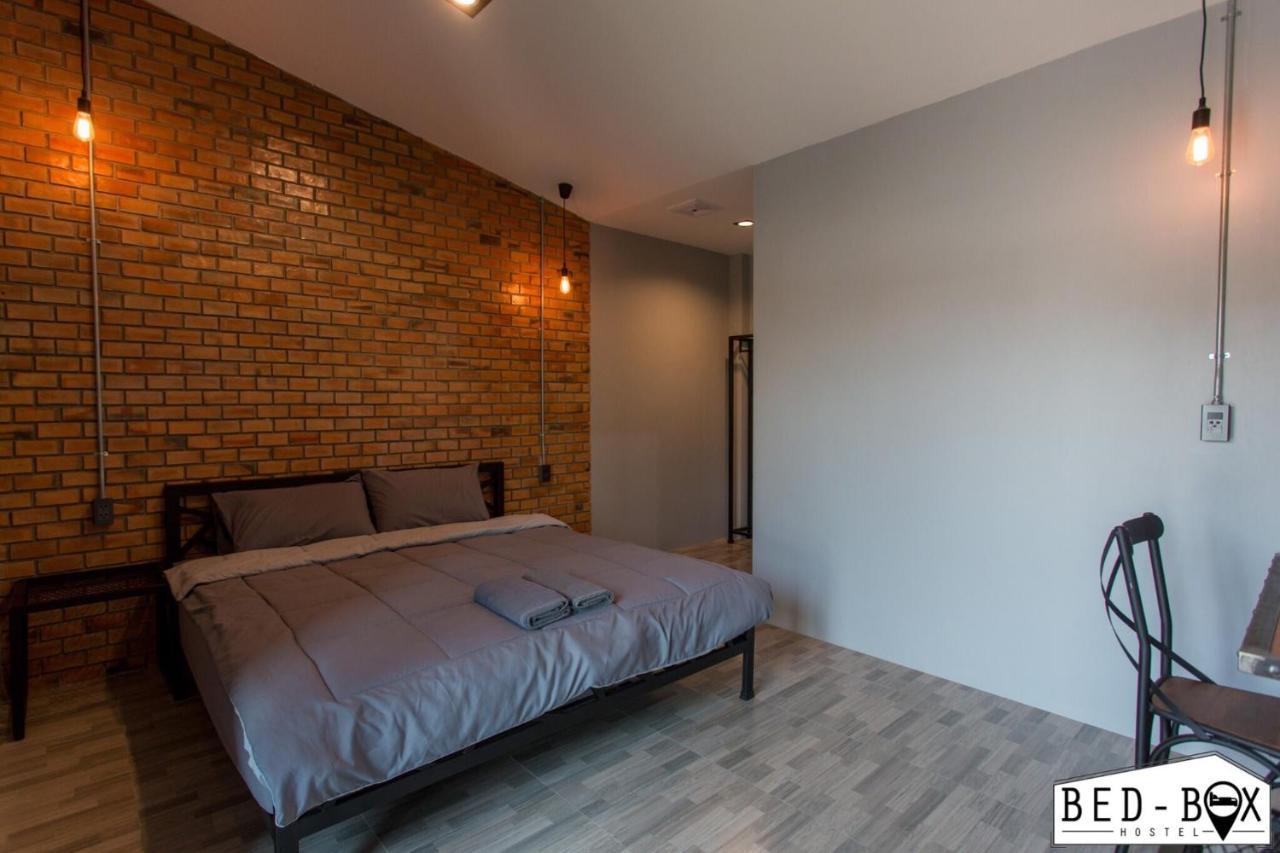 呵叻 Bed Box酒店 外观 照片