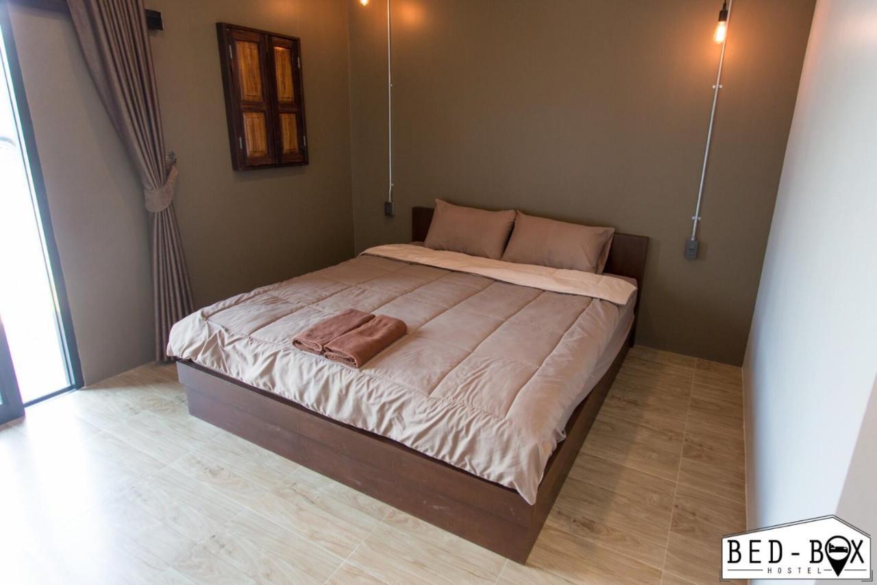 呵叻 Bed Box酒店 外观 照片